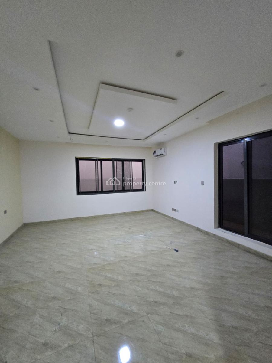 Exquisitely Finished Serviced 4 Bedroom Terrace with a Room Bq, Lekki Phase 1, Lekki, Lagos, Terraced Duplex for Rent