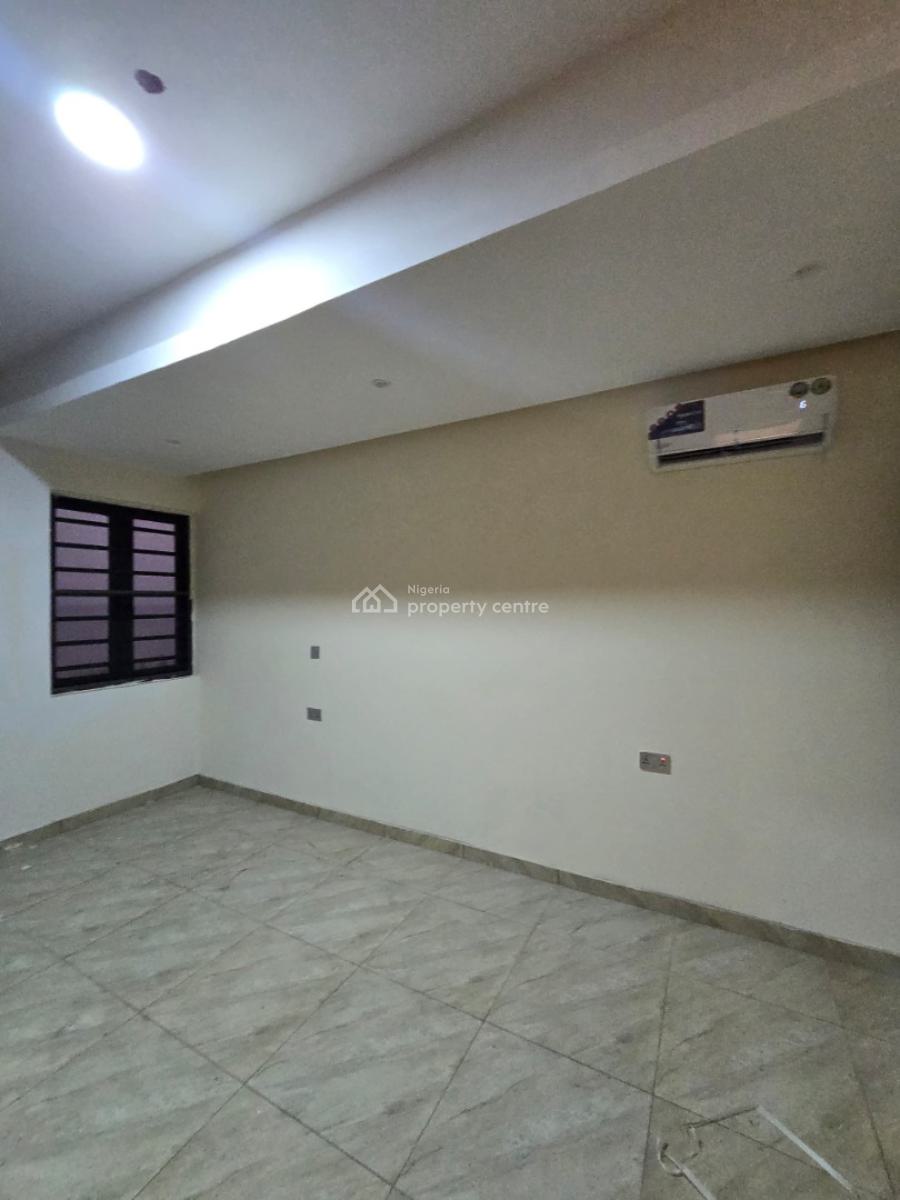 Exquisitely Finished Serviced 4 Bedroom Terrace with a Room Bq, Lekki Phase 1, Lekki, Lagos, Terraced Duplex for Rent