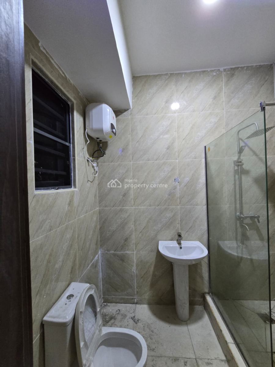 Exquisitely Finished Serviced 4 Bedroom Terrace with a Room Bq, Lekki Phase 1, Lekki, Lagos, Terraced Duplex for Rent