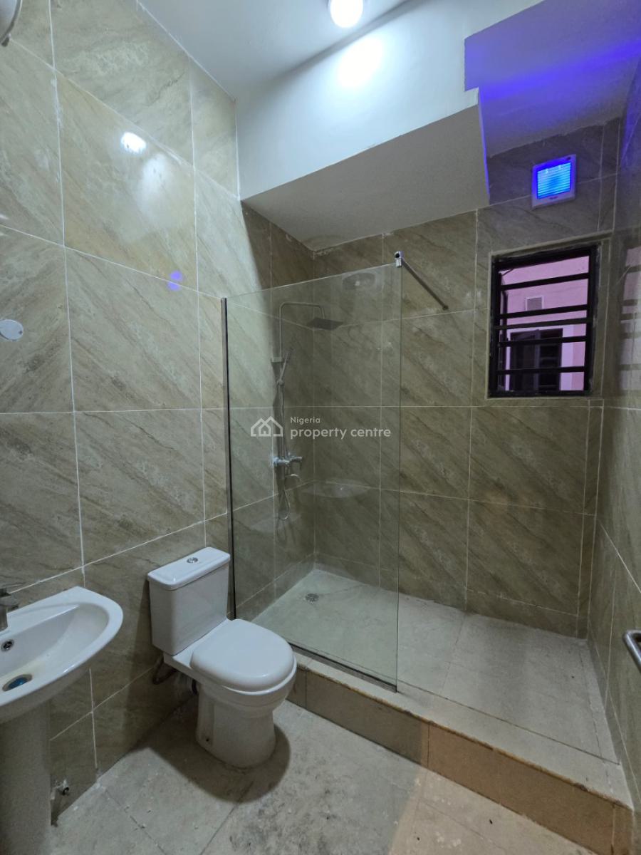 Exquisitely Finished Serviced 4 Bedroom Terrace with a Room Bq, Lekki Phase 1, Lekki, Lagos, Terraced Duplex for Rent