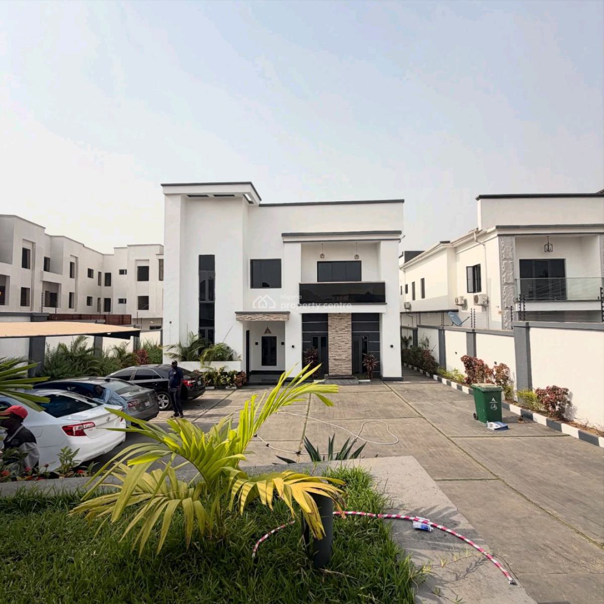 Newly Completed 5bedrooms Fully Detached Stand Alone Residence Designe, Guzape District, Abuja, House for Sale