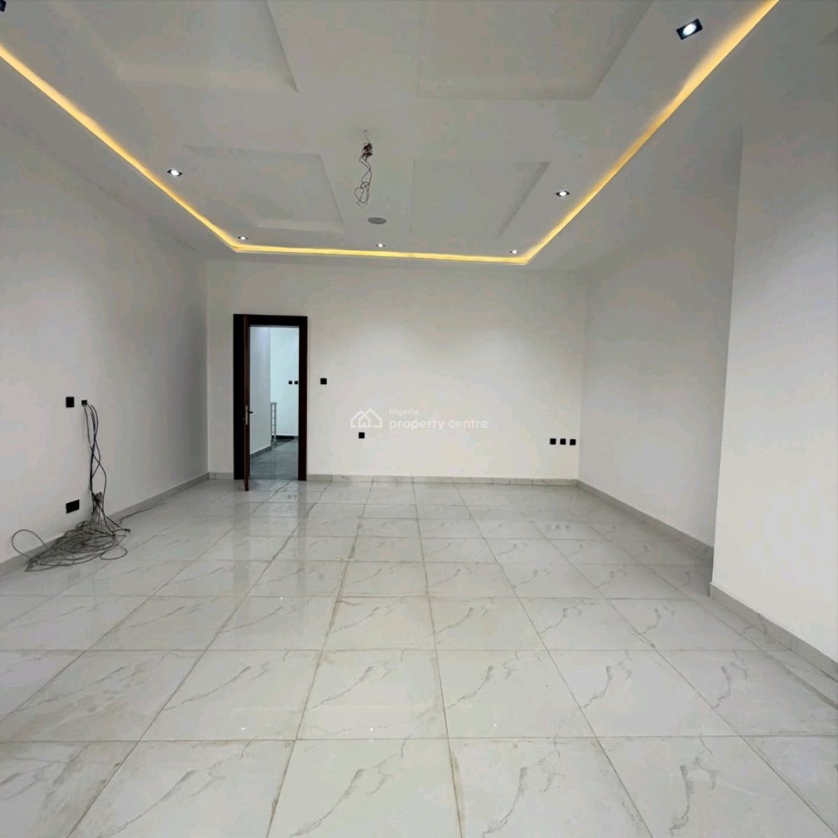 Newly Completed 5bedrooms Fully Detached Stand Alone Residence Designe, Guzape District, Abuja, House for Sale