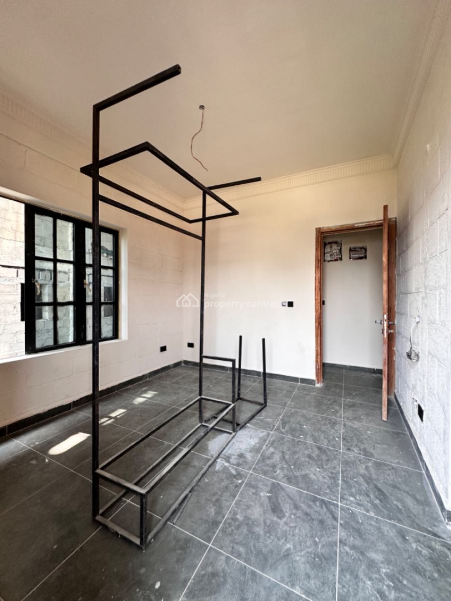 Beautifully Designed 1bedroom Apartment, Ikate Side with Closeness to Freedom Way., Lekki, Lagos, Block of Flats for Sale