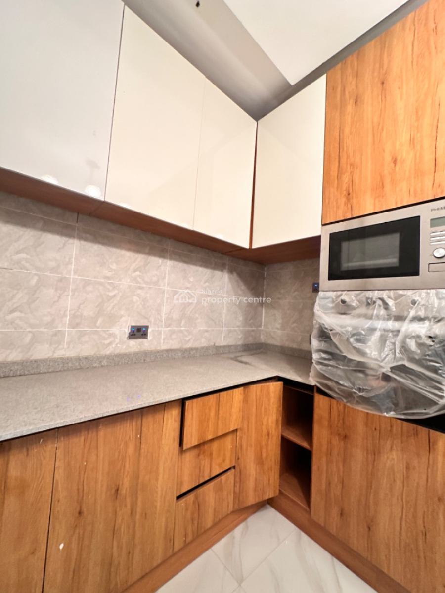 Most Affordable Spacious 3bed in Lekki, Off Freedom Way, Lekki Phase 1, Lekki, Lagos, Block of Flats for Sale