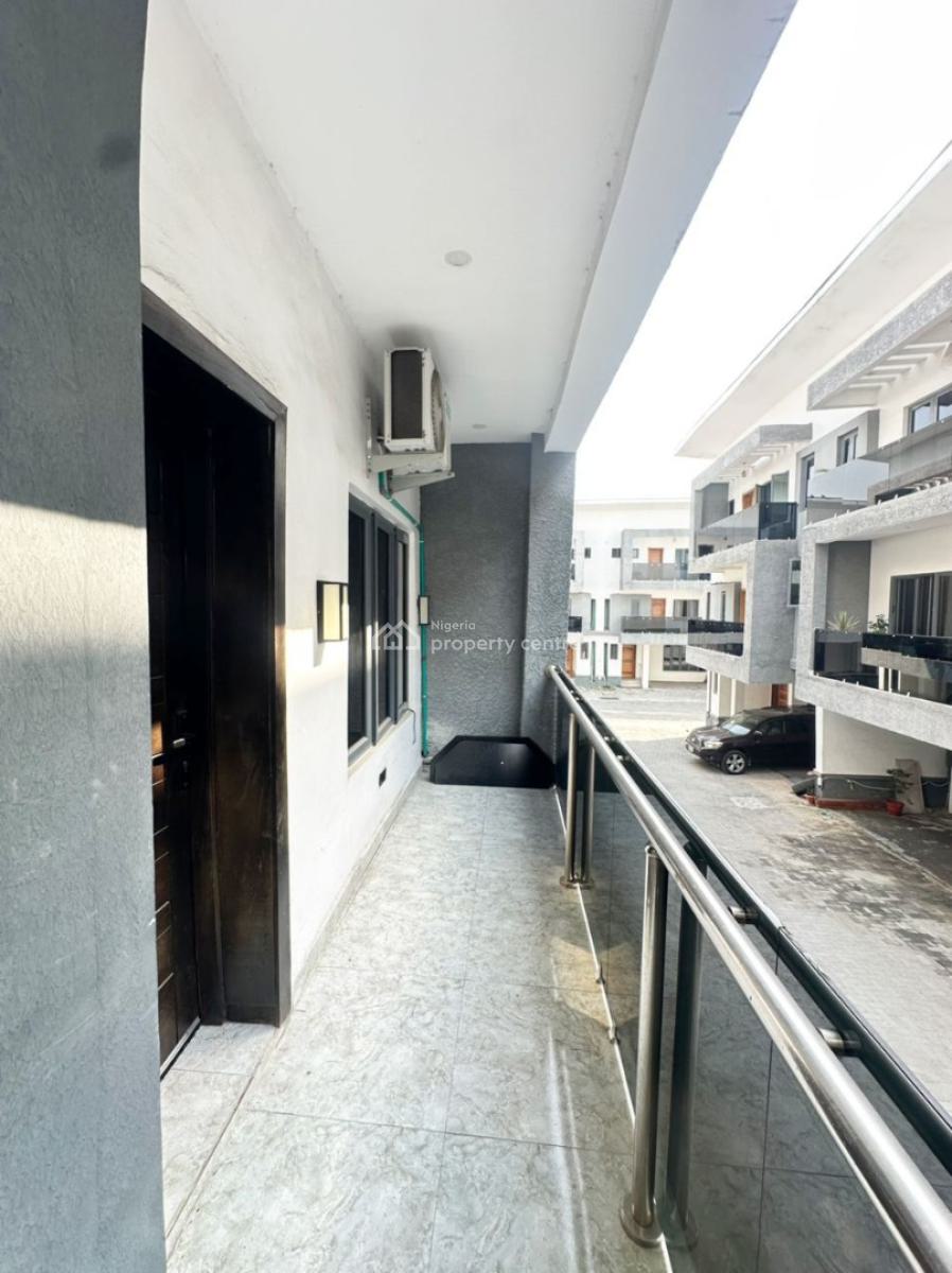 Distress 3bedroom Terrace Duplex with Premium Finishing, Ikate Elegushi, Lekki, Lagos, Terraced Duplex for Sale