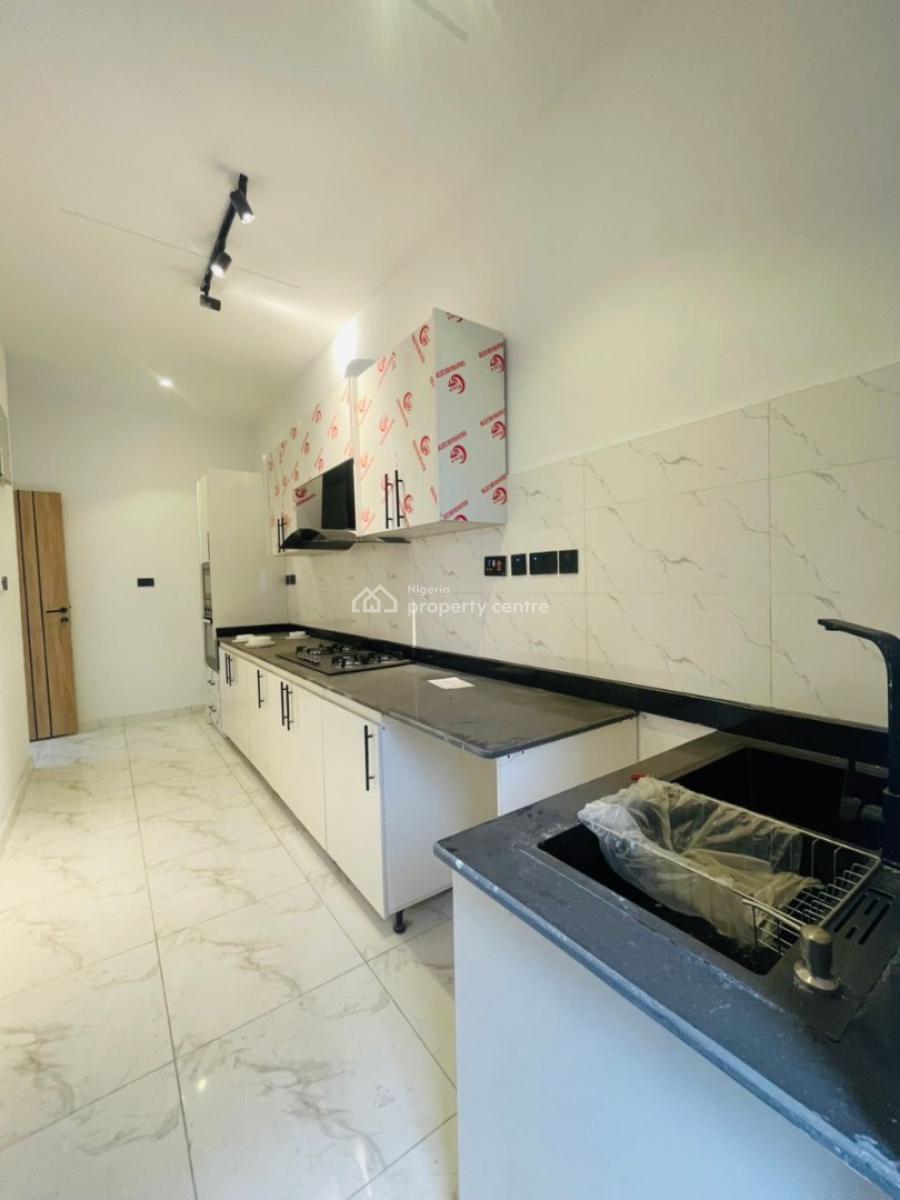 Spacious 2 Bedroom Apartment with Pool and Gym House, Ologolo, Lekki, Lagos, Block of Flats for Sale