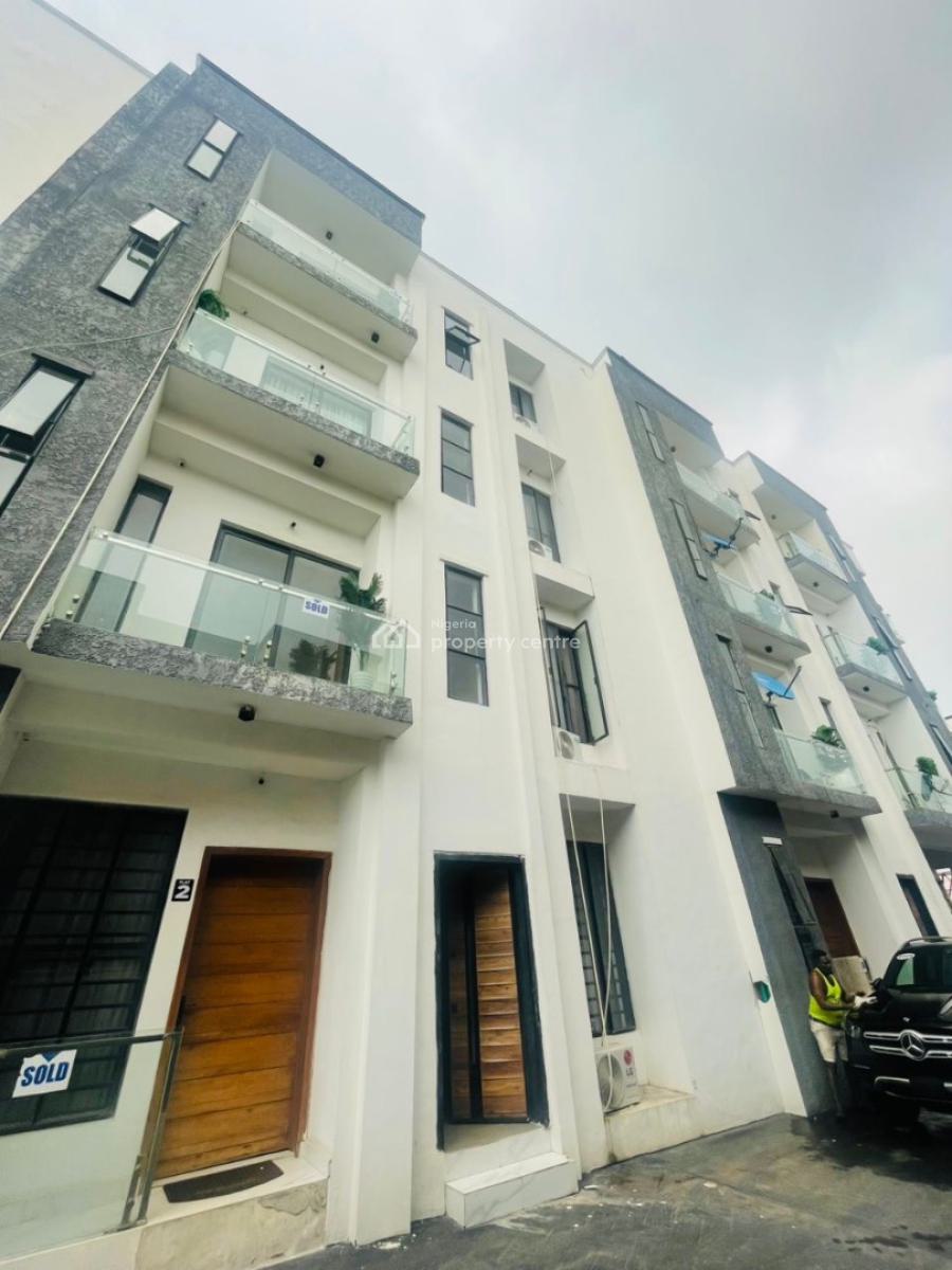 Spacious 2 Bedroom Apartment with Good Road Network, Ologolo, Lekki, Lagos, House for Rent