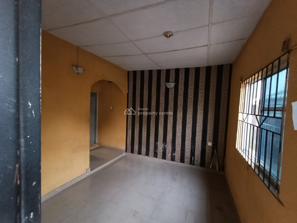 Neat Room and Parlor Self Contain All Tiles Floor Prepaid Meter No Lan, Itele Ogun State Close to Ayobo Lagos, Ado-odo/ota, Ogun, Mini Flat (room and Parlour) for Rent
