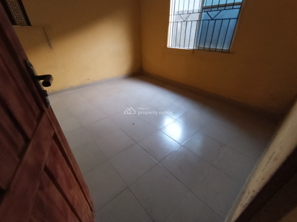 Neat Room and Parlor Self Contain All Tiles Floor Prepaid Meter No Lan, Itele Ogun State Close to Ayobo Lagos, Ado-odo/ota, Ogun, Mini Flat (room and Parlour) for Rent