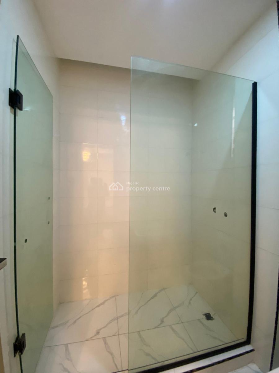 Beautifully Built 2 Bedroom Apartment, Mobil Road, Ajah, Lagos, Flat / Apartment for Sale