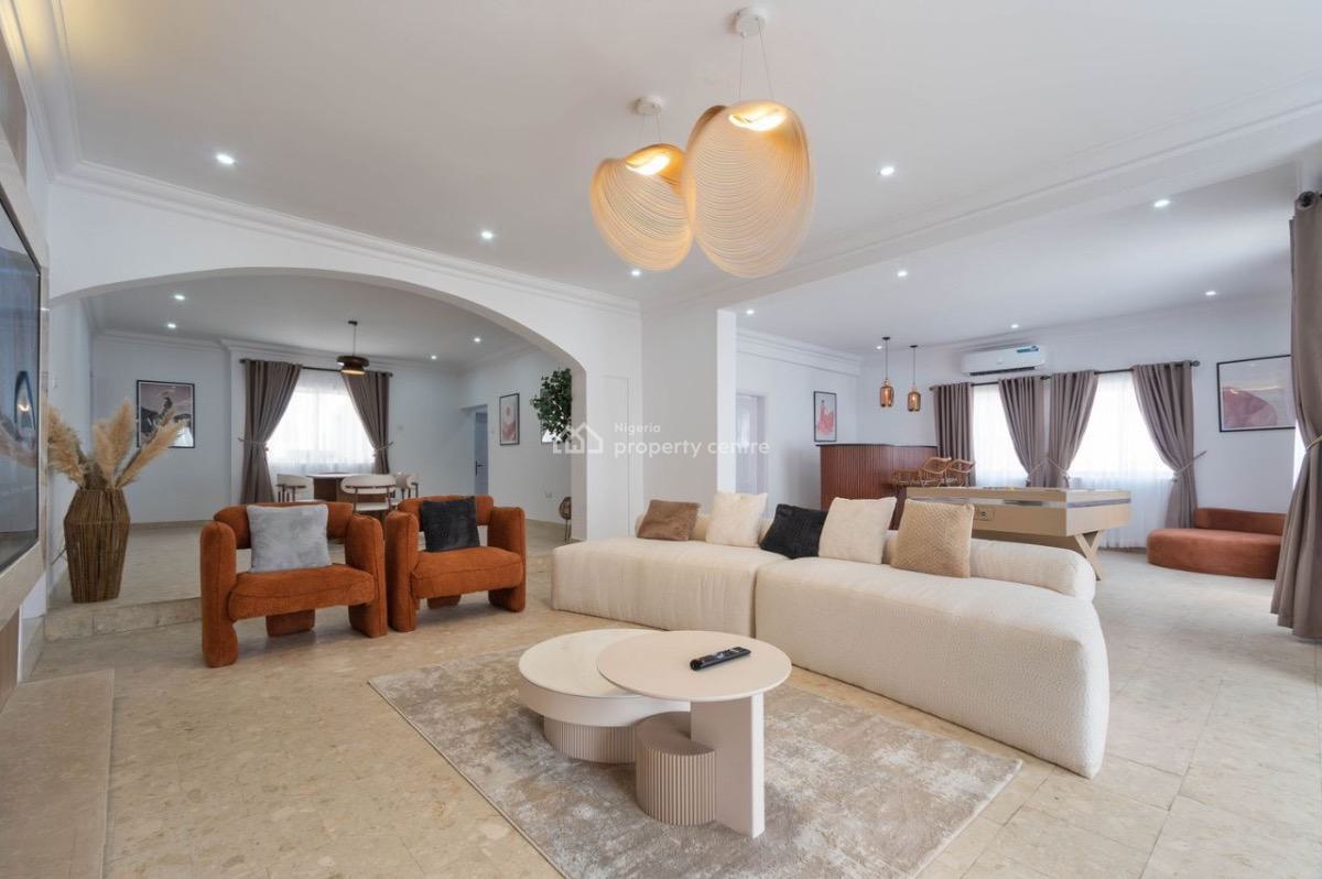 Top Luxury 2 Bedroom Waterfront with Pool, Lekki Phase 1, Lekki, Lagos, Flat / Apartment Short Let