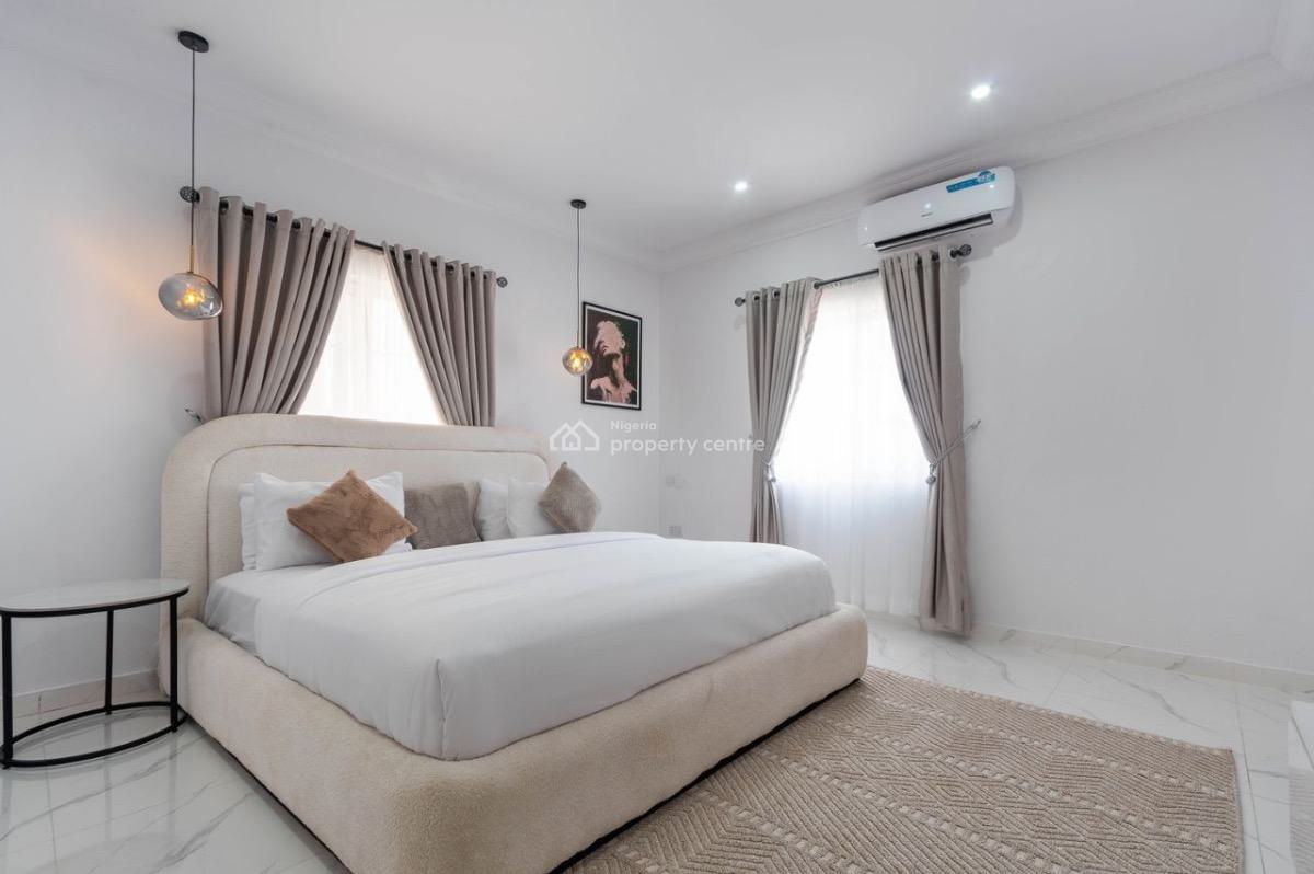 Top Luxury 2 Bedroom Waterfront with Pool, Lekki Phase 1, Lekki, Lagos, Flat / Apartment Short Let