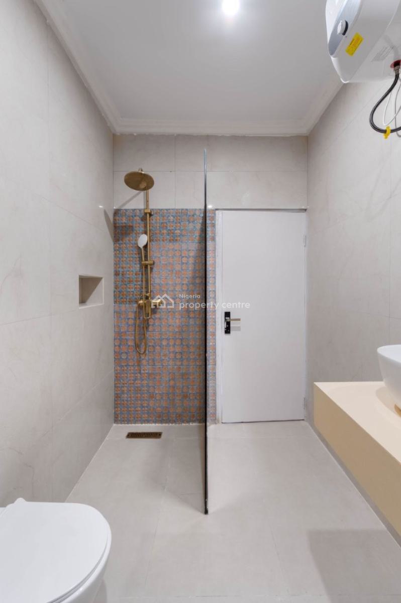 Top Luxury 2 Bedroom Waterfront with Pool, Lekki Phase 1, Lekki, Lagos, Flat / Apartment Short Let