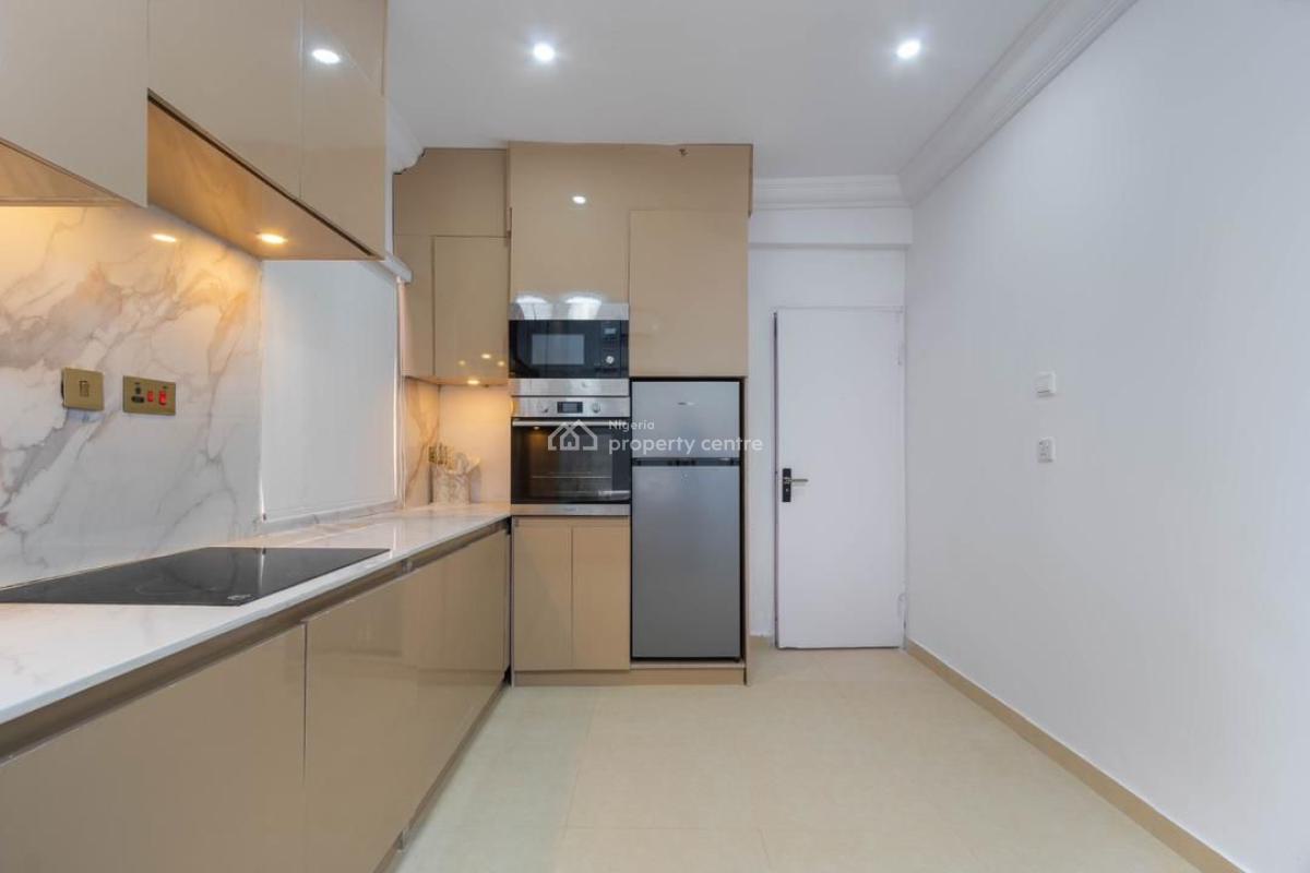 Top Luxury 2 Bedroom Waterfront with Pool, Lekki Phase 1, Lekki, Lagos, Flat / Apartment Short Let