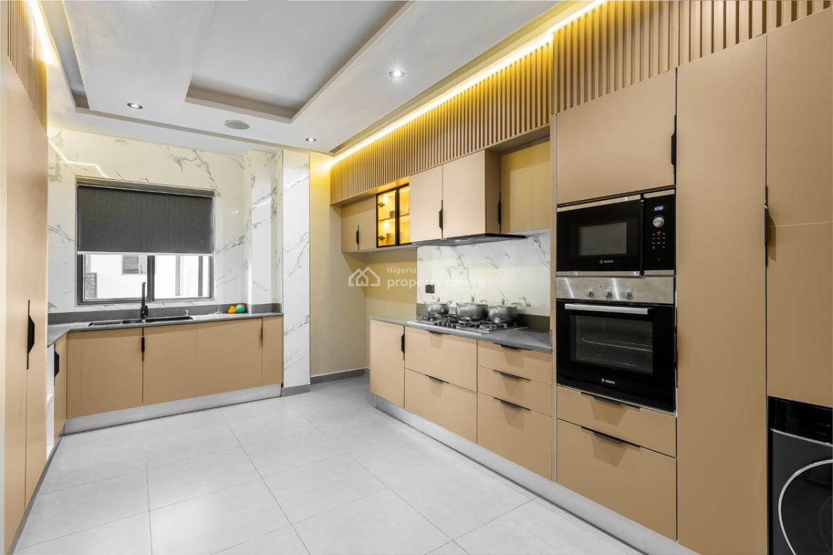 Top Luxury 3 Bedroom Apartment with Cinema,pool and Gym, Banana Island Road, Ikoyi, Lagos, Flat / Apartment Short Let