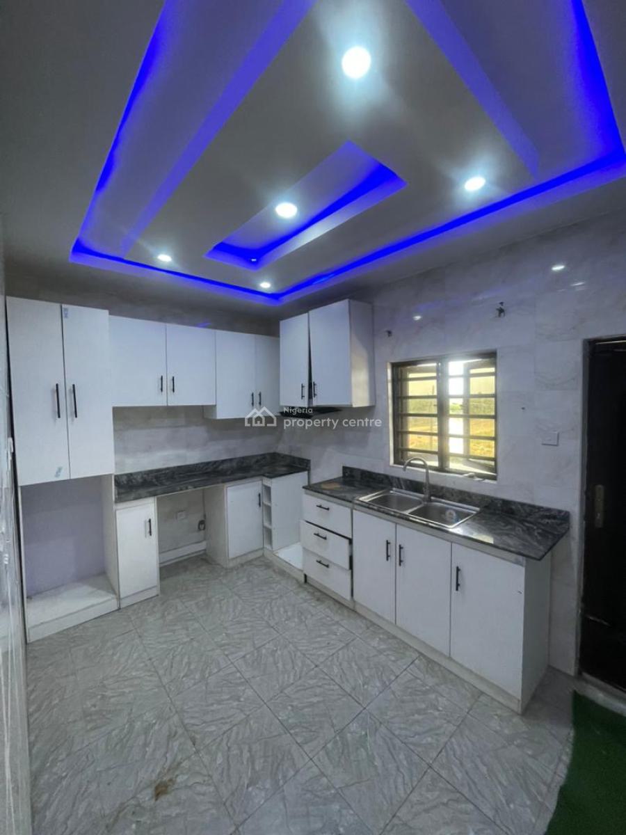 Magnificent Two Bedroom Flat, Sangotedo, Ajah, Lagos, Flat / Apartment for Rent