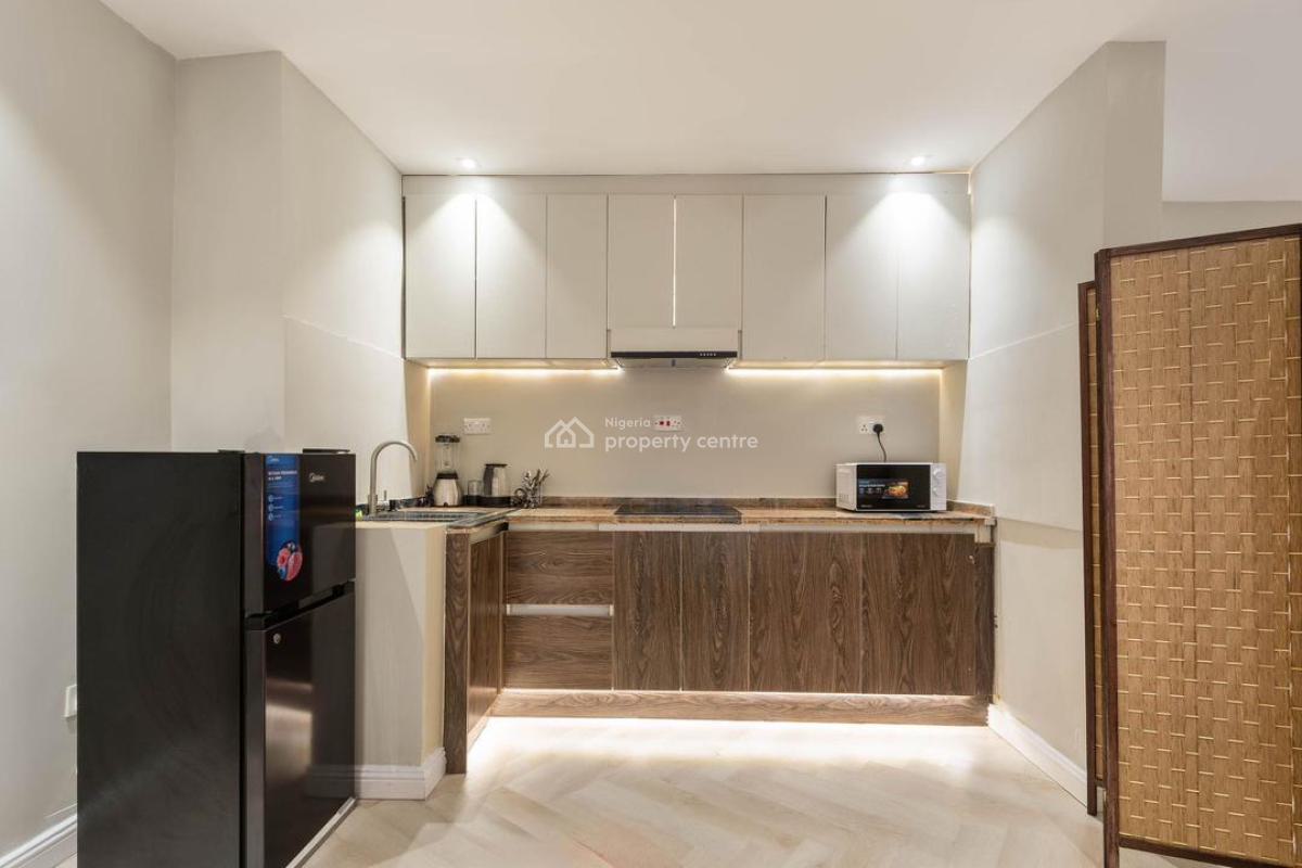 Luxury Studio Apartment with Gym, Lekki Phase 1, Lekki, Lagos, Flat / Apartment Short Let