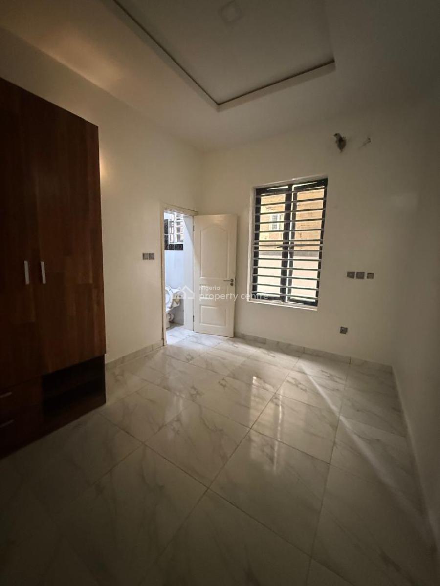 Self Contain, Conservation Chevron, Lekki Expressway, Lekki, Lagos, Self Contain (single Rooms) for Rent