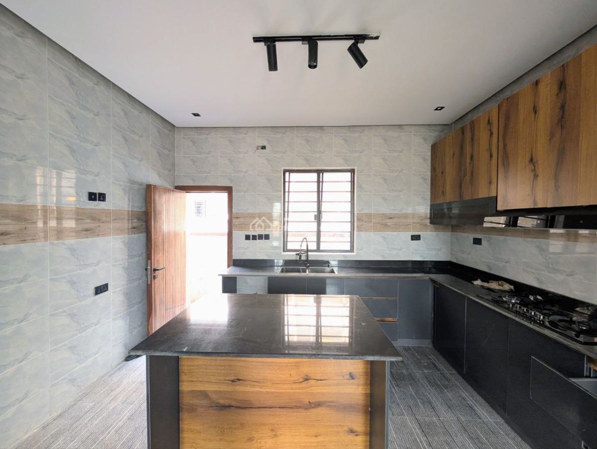 4 Bed Detached with a Bq&gatehouse in a Gated Estate, Pepperoni Bustop, Abraham Adesanya, Ajah, Lagos, Detached Duplex for Sale