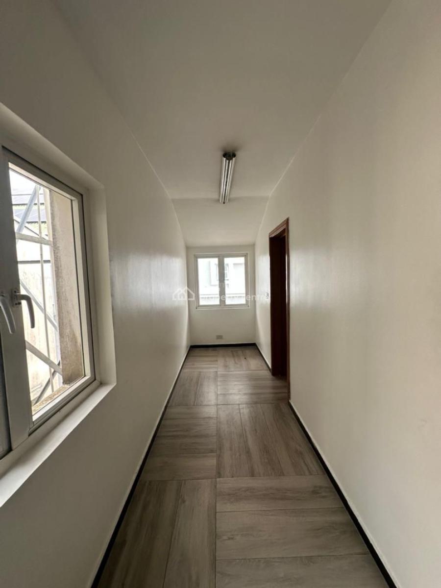 5 Bedroom House with Bq Available at Lekki Phase 1, Lekki Phase 1, Lekki, Lagos, Detached Duplex for Rent