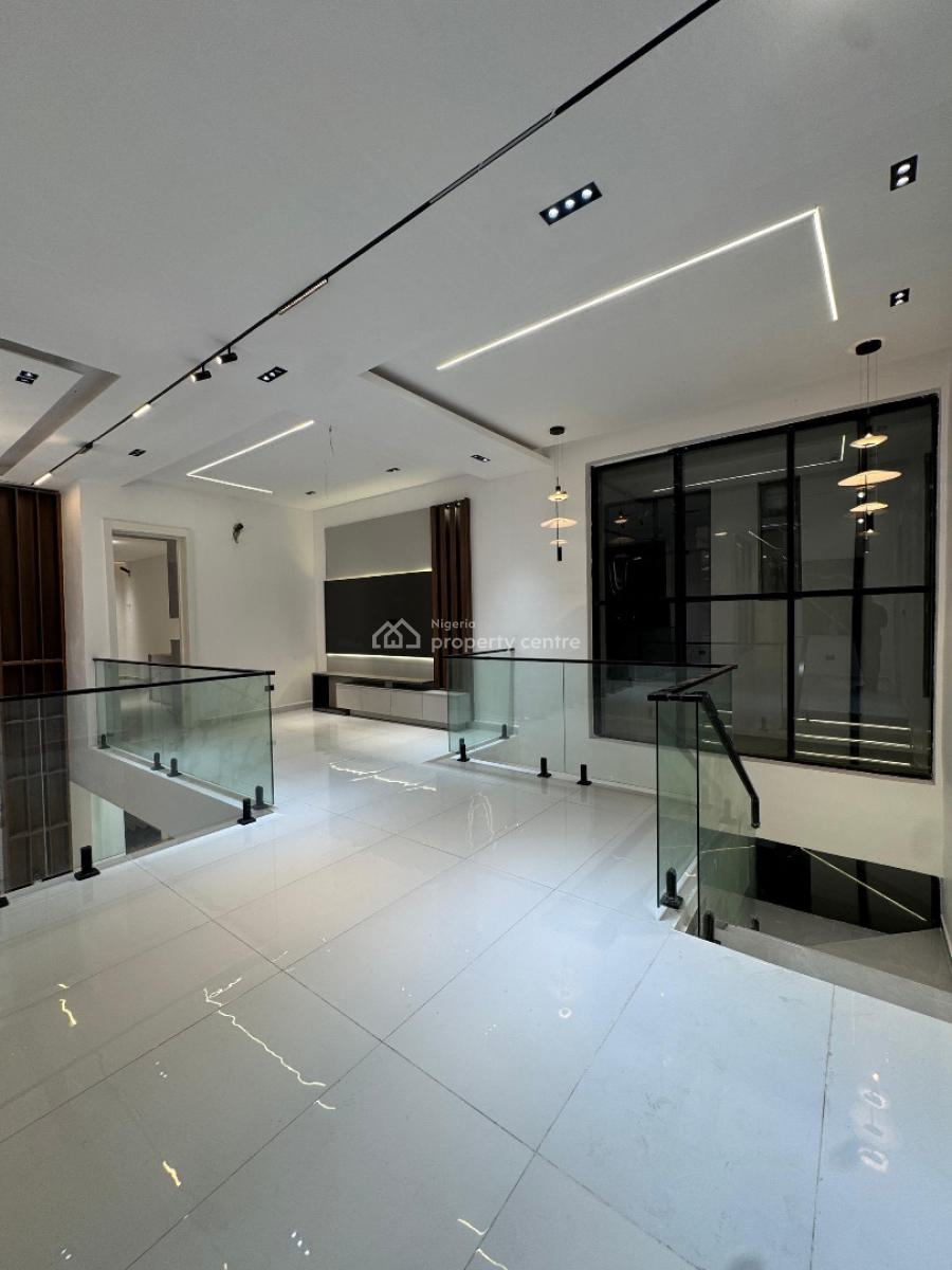 Magnificent 5  Beds with a Private Pool,gym & Cinema., Chevron Drive Lekki, Lekki, Lagos, Detached Duplex for Sale