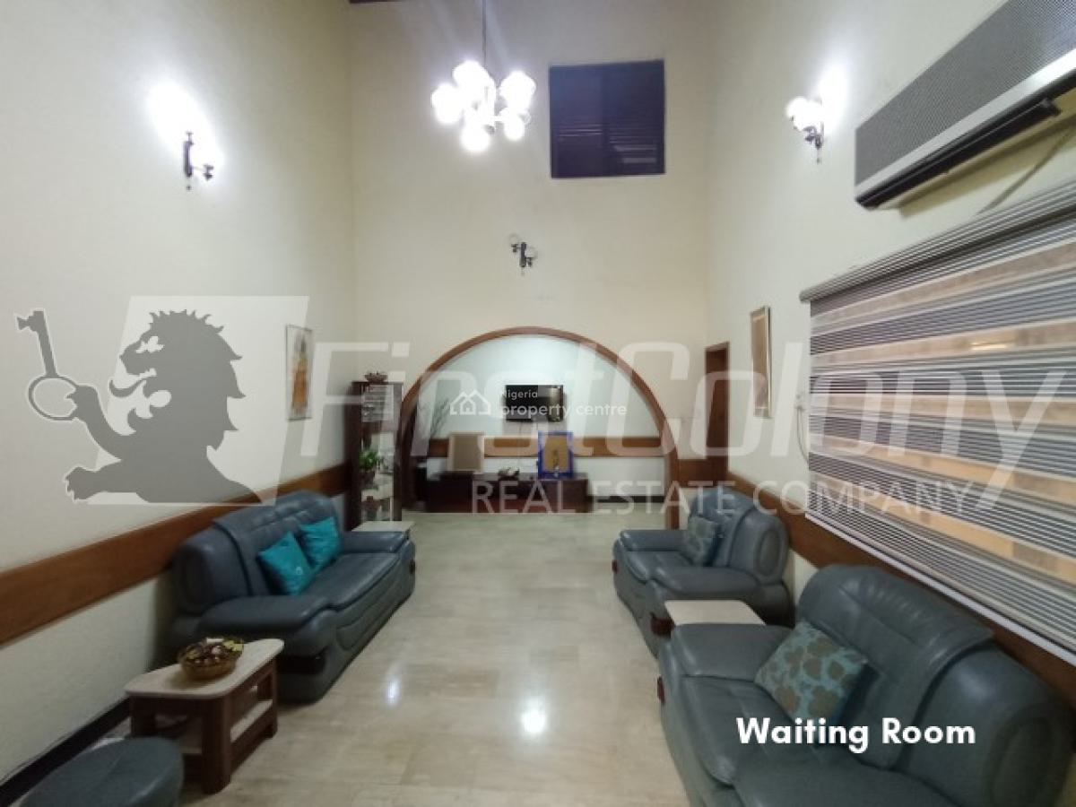 Ambassadorial 6 Bedroom Detached Edifice (with Generous Green Area), Alimosho, Lagos, Detached Duplex for Sale