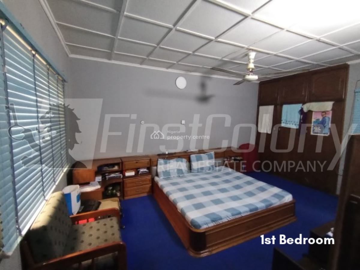 Ambassadorial 6 Bedroom Detached Edifice (with Generous Green Area), Alimosho, Lagos, Detached Duplex for Sale