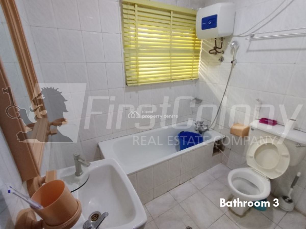 Ambassadorial 6 Bedroom Detached Edifice (with Generous Green Area), Alimosho, Lagos, Detached Duplex for Sale