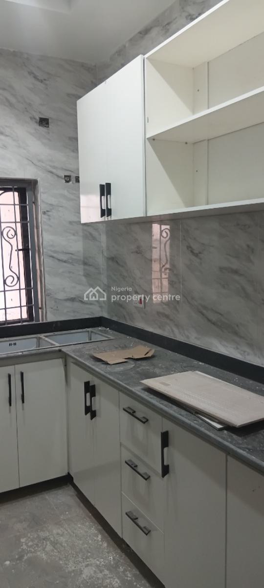 2 Bedroom Apartment, Kyami, Airport Road, Abuja, Kyami, Abuja, Block of Flats for Sale