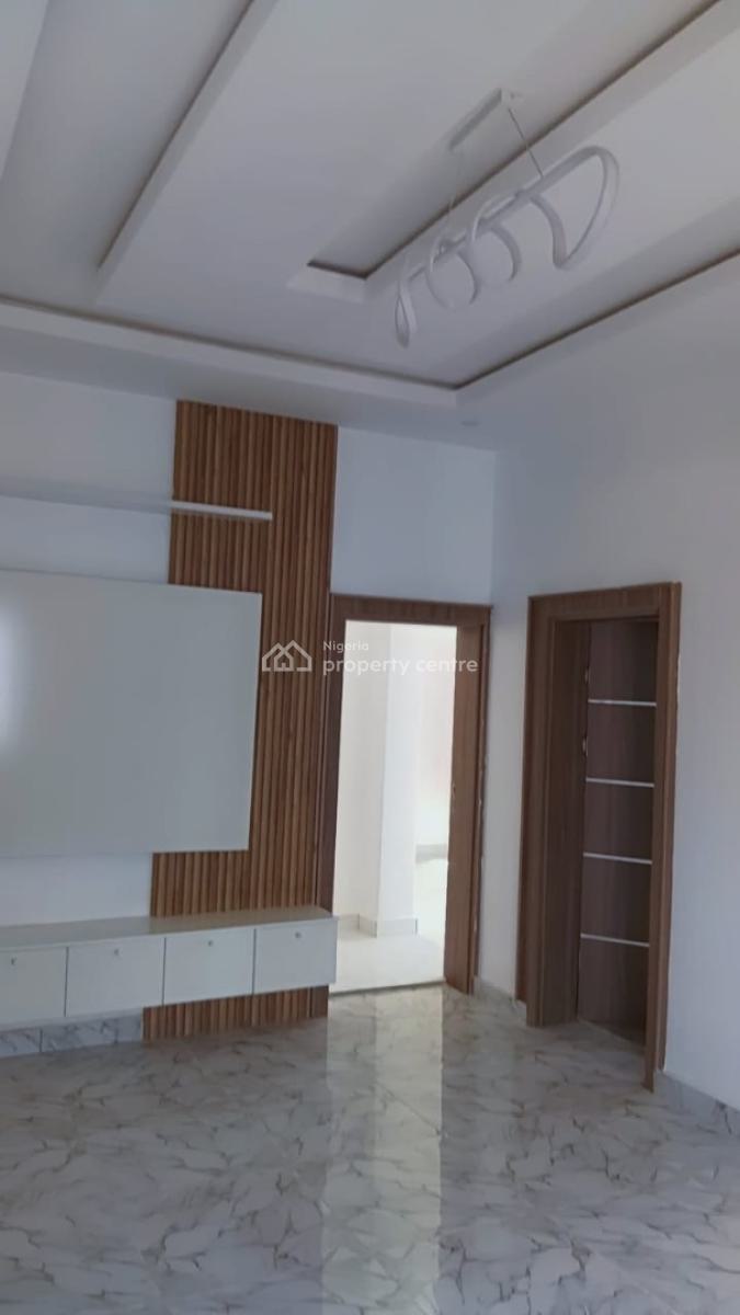 2 Bedroom Apartment, Airport Road, Kyami, Abuja, Block of Flats for Sale