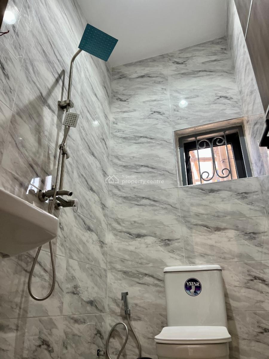 2 Bedroom Apartment, Airport Road, Kyami, Abuja, Block of Flats for Sale