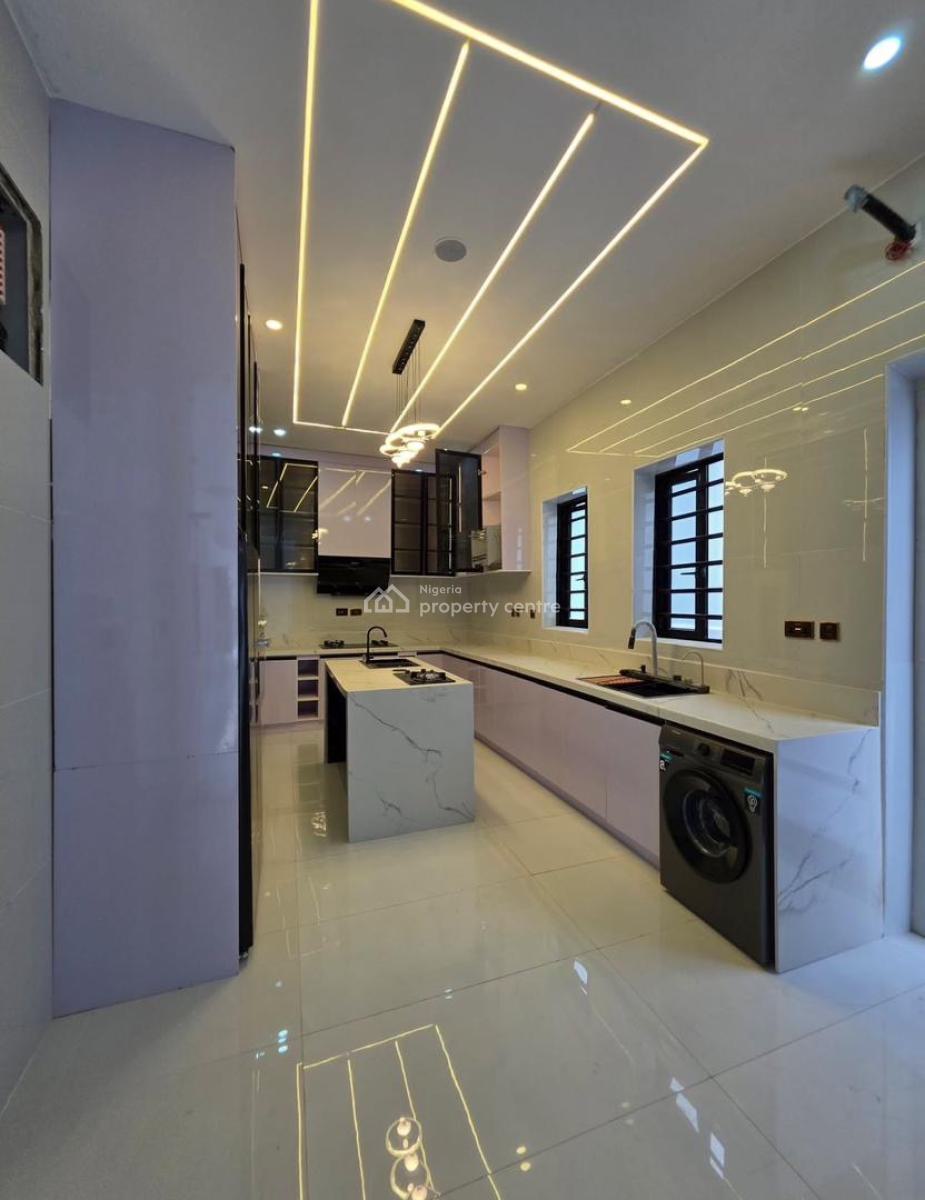 Alluringly Finished 5 Bedroom Detached Home with Bq & Swimming Pool, Second Toll Gate Lekki, Lekki, Lagos, Detached Duplex for Sale