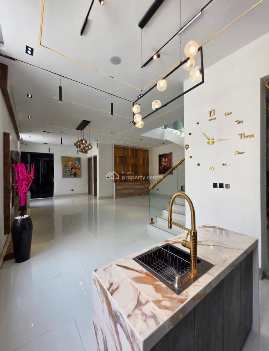 Beautifully Crafted Luxury 5 Bedroom Detached Home with Bq & Swimming, 2nd Toll Gate Lekki, Lekki, Lagos, Detached Duplex for Sale