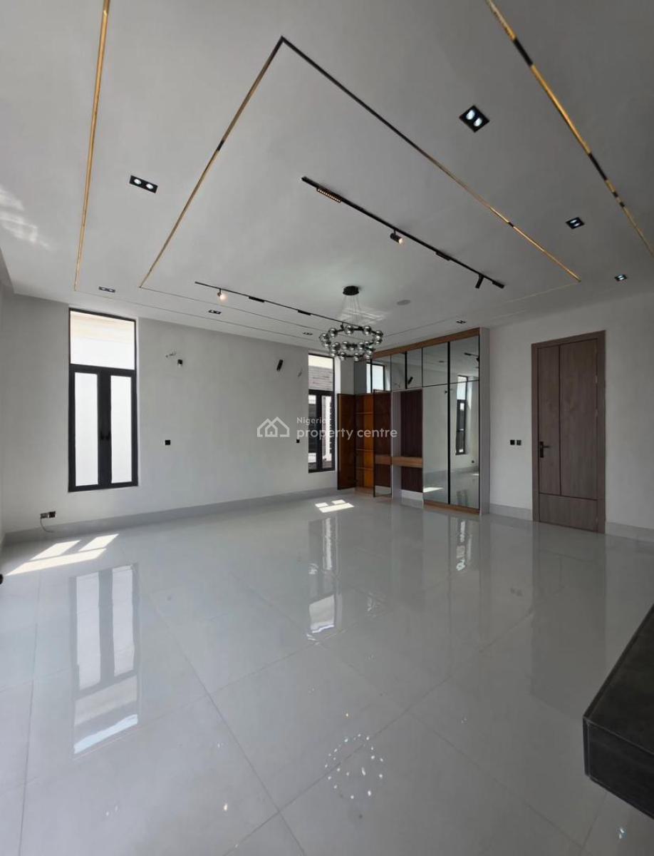 Beautifully Crafted Luxury 5 Bedroom Detached Home with Bq & Swimming, 2nd Toll Gate Lekki, Lekki, Lagos, Detached Duplex for Sale