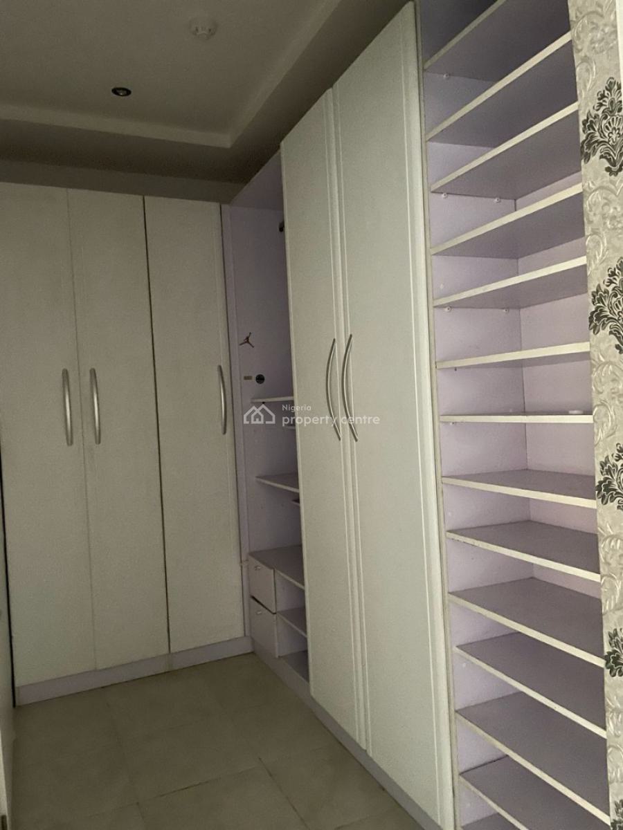 4bedroom Terrace with Bq 24hours Light Secured Estate, Chevron Drive, Lekki Phase 1, Lekki, Lagos, Terraced Duplex for Rent