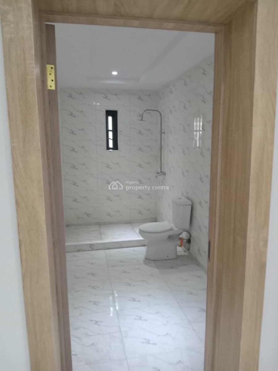 a Spacious 4bedroom Terrace with Bq, Off Hakeem Dickson, Lekki Phase 1, Lekki, Lagos, Terraced Duplex for Rent