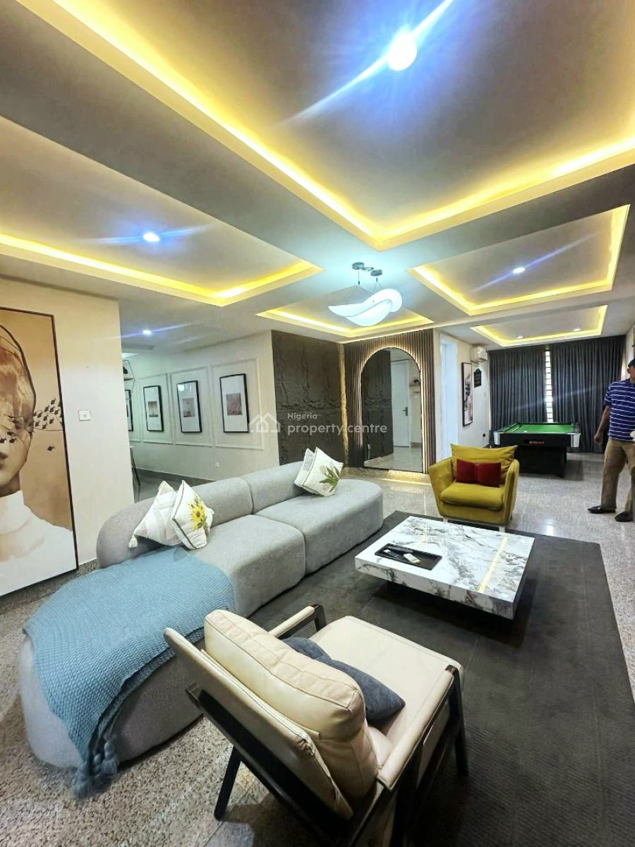 Massive 3 Bedroom Apartment, Lekki Phase 1, Lekki, Lagos, Flat / Apartment for Rent