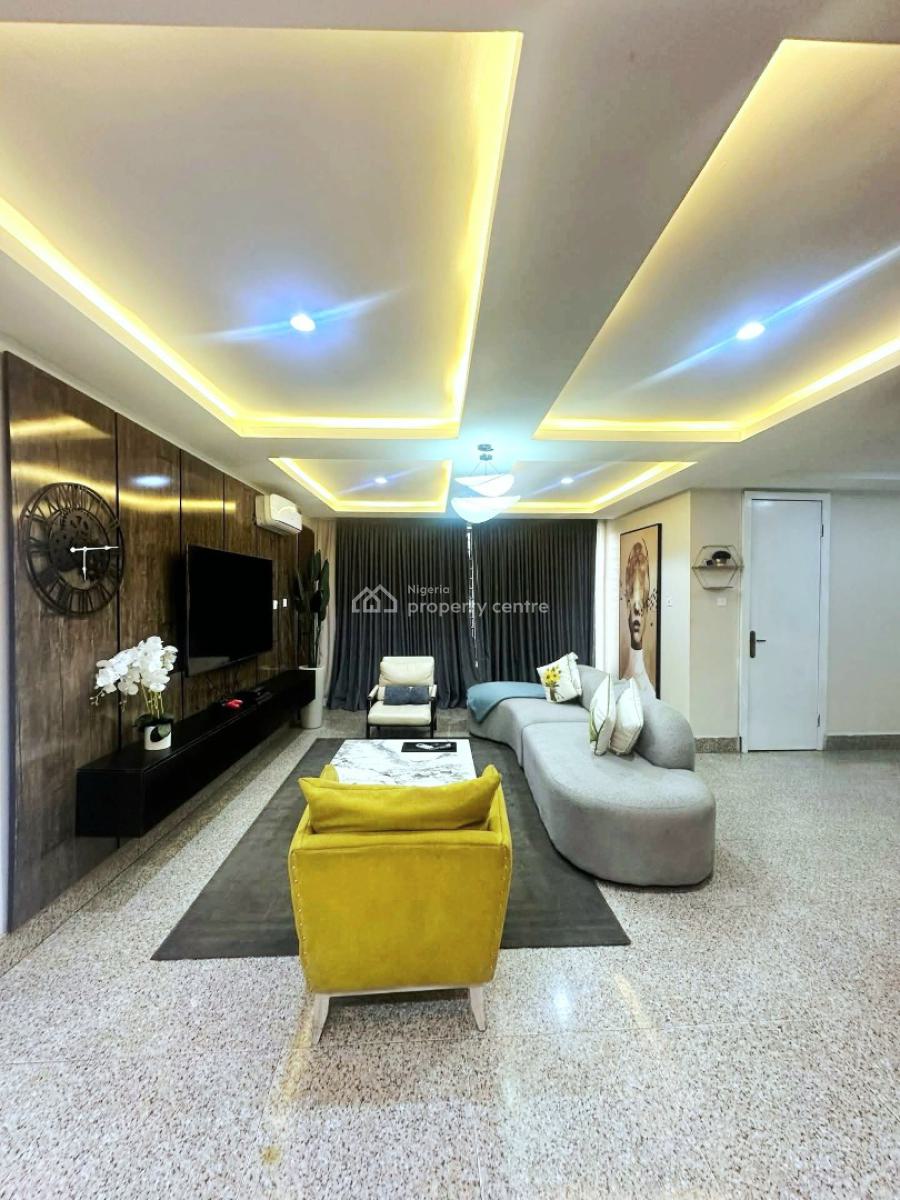 Massive 3 Bedroom Apartment, Lekki Phase 1, Lekki, Lagos, Flat / Apartment for Rent