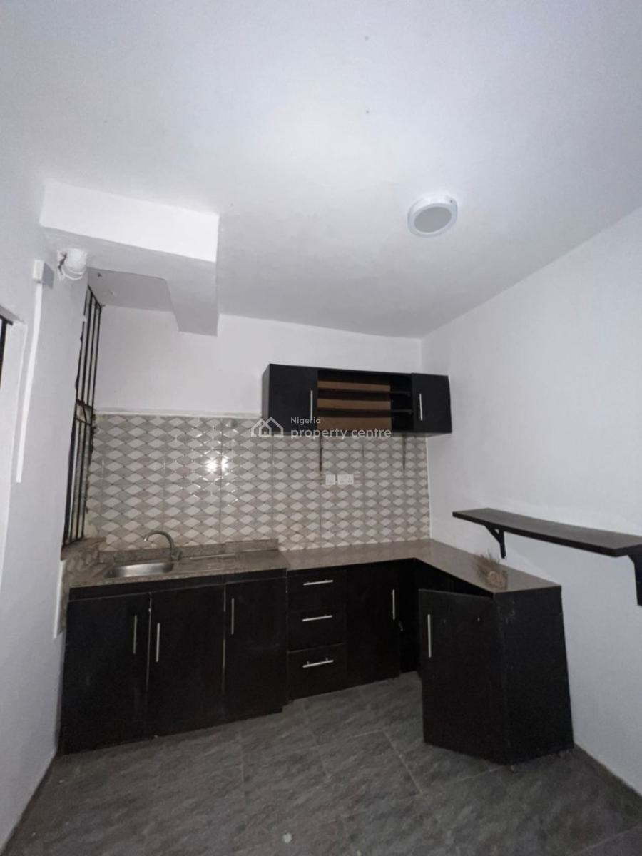 3bedroom Apartment, Ilasan, Lekki, Lagos, Flat / Apartment for Rent