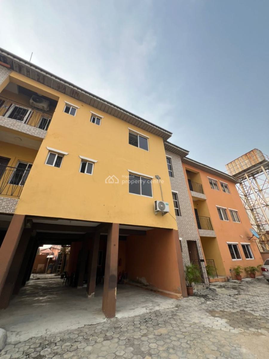 3bedroom Apartment, Ilasan, Lekki, Lagos, Flat / Apartment for Rent