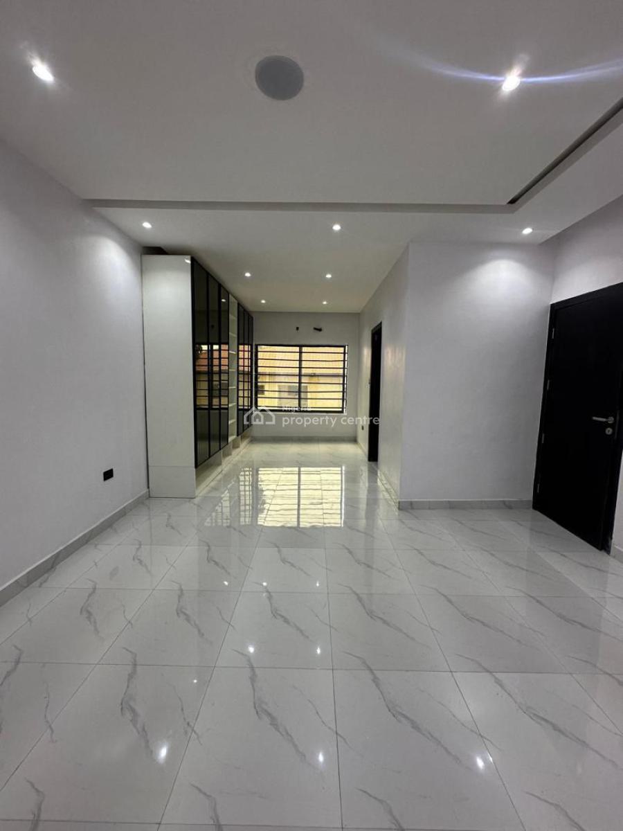 Brand New 3bedroom Apartment with Bq and Elevator, Lekki Phase 1, Lekki, Lagos, Flat / Apartment for Rent