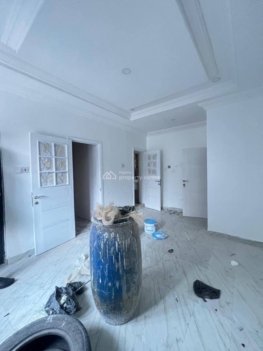 Beautifully Finished & Newly Renovated 2 Bedroom  Apartment, Lekki Phase 1, Lekki, Lagos, Flat / Apartment for Rent