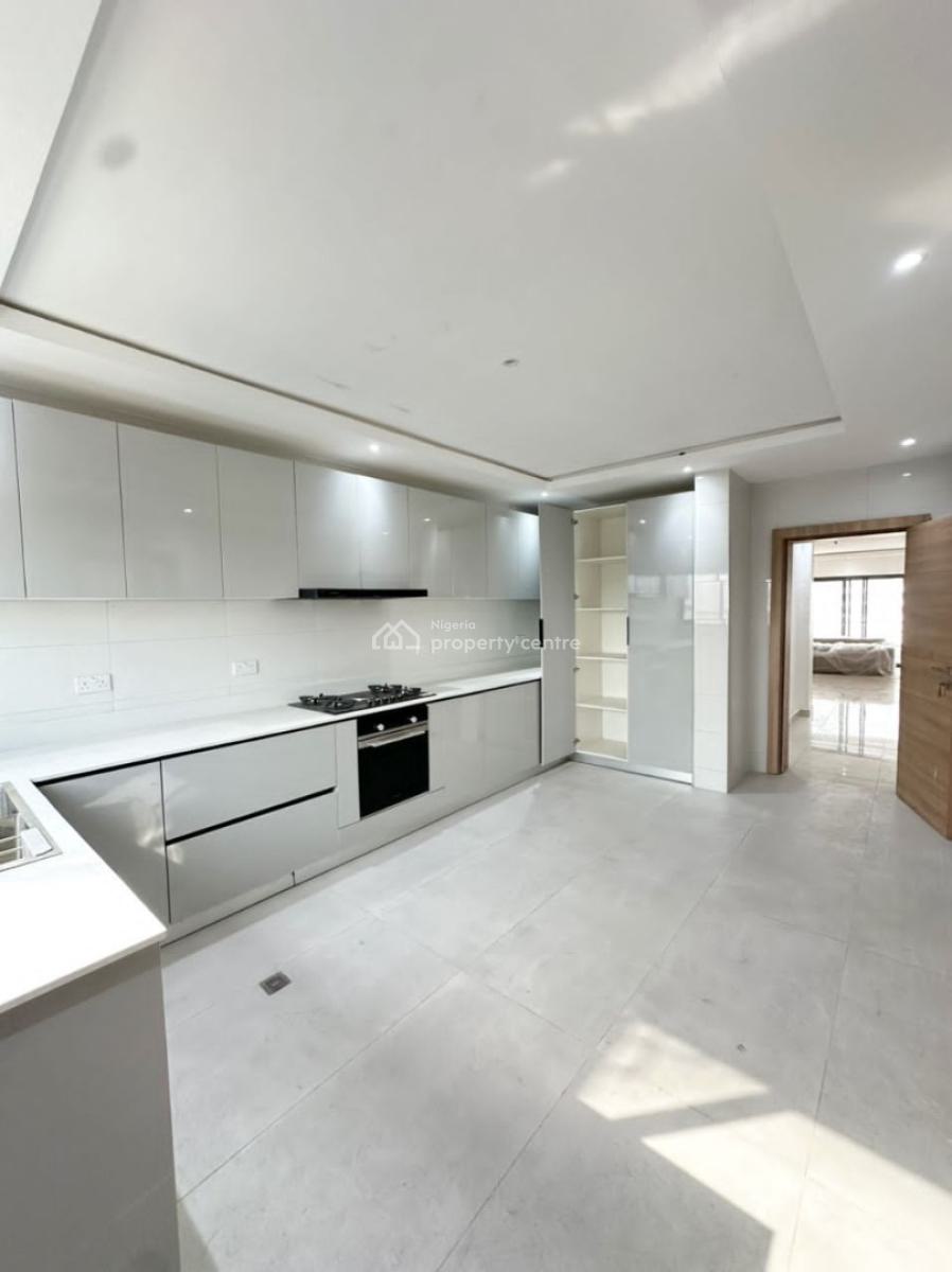 3-bedroom Apartment with Bq Available, Ikoyi, Lagos, Flat / Apartment for Sale