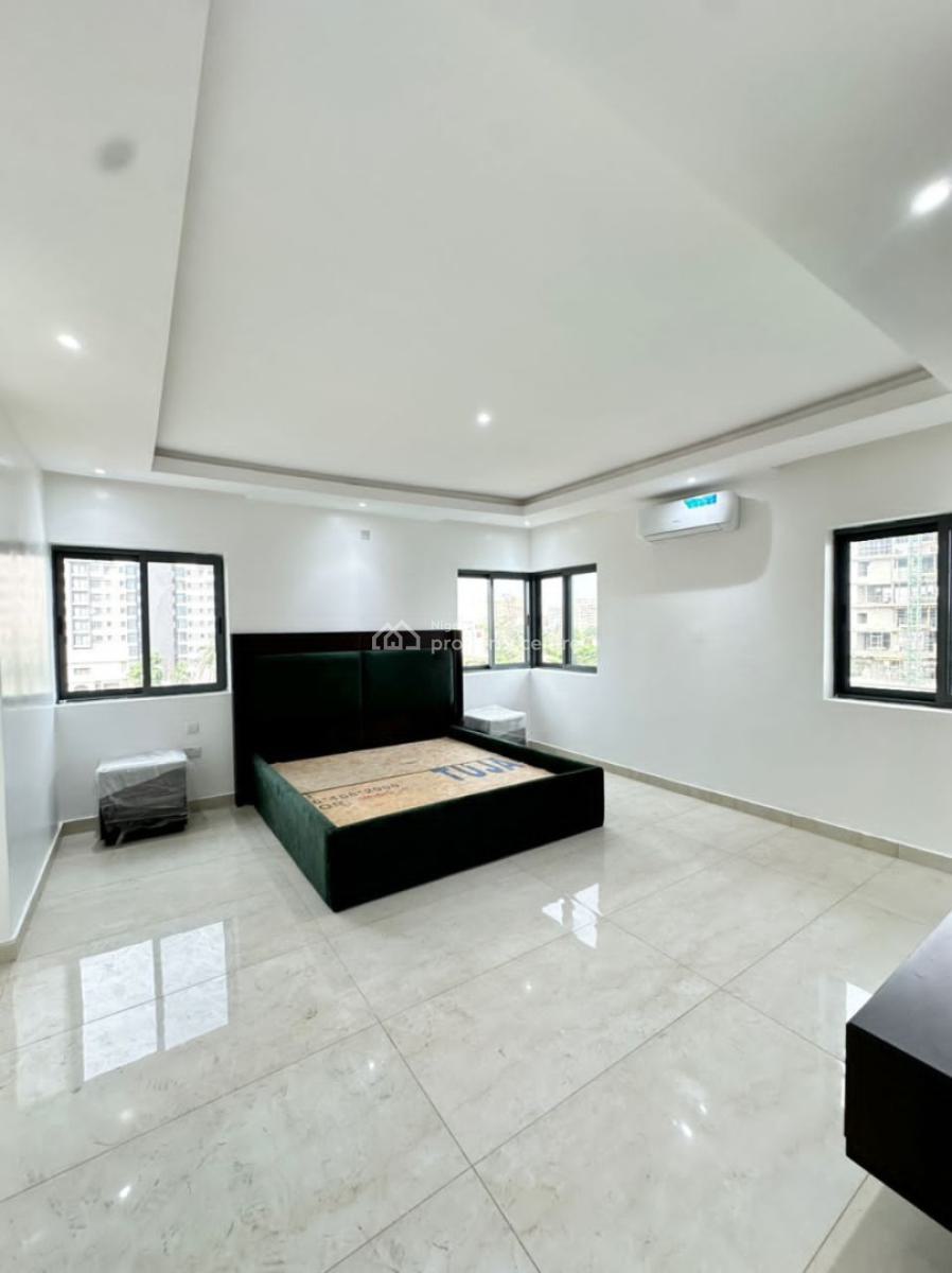 3-bedroom Apartment with Bq Available, Ikoyi, Lagos, Flat / Apartment for Sale