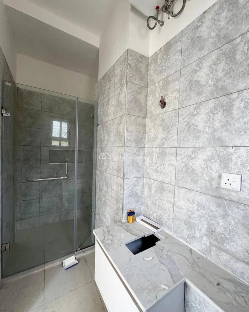 Serviced 2 Bedroom Apartment with Pool & Gym, 2 Bedroom Apartment for Rent, Ologolo, Lekki, Lagos, Flat / Apartment for Rent