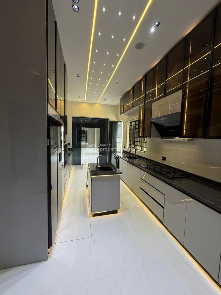 Luxurious 5 Bedroom Detached Duplex in a Secure Estate, Chevron, Lekki, Lagos, Detached Duplex for Sale