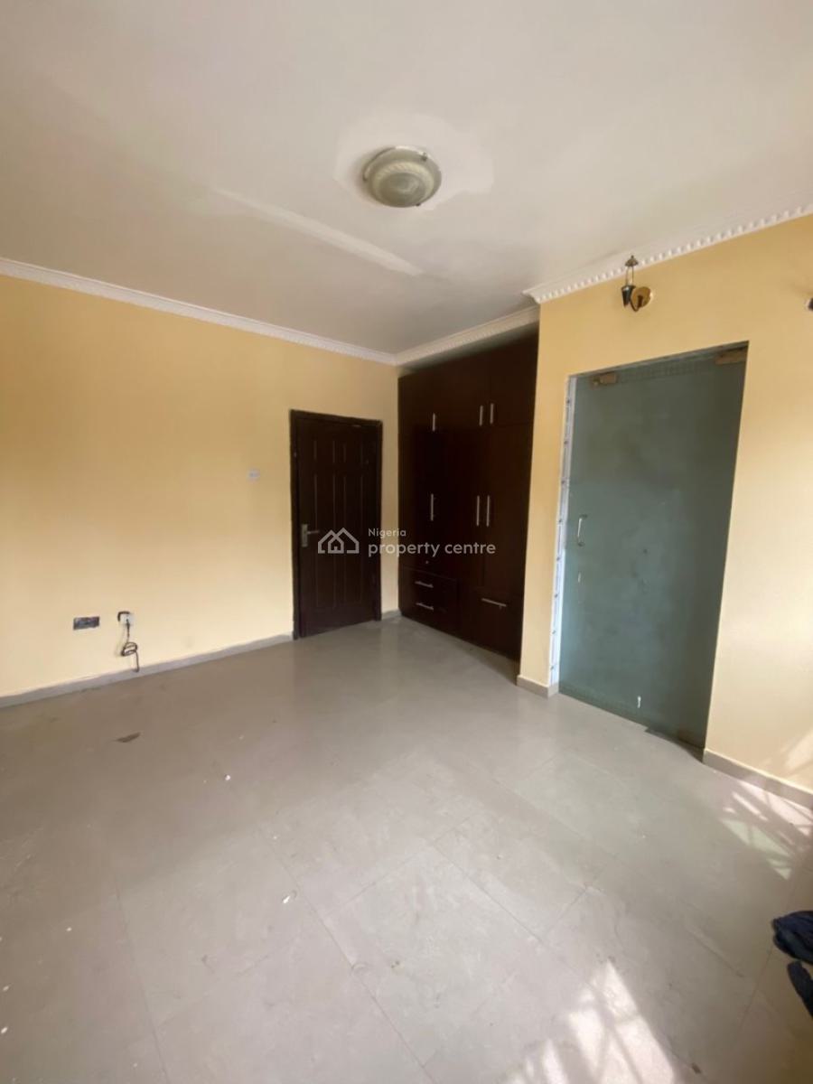 Well Maintained 3bedroom Flat, Sangotedo, Ajah, Lagos, Flat / Apartment for Rent