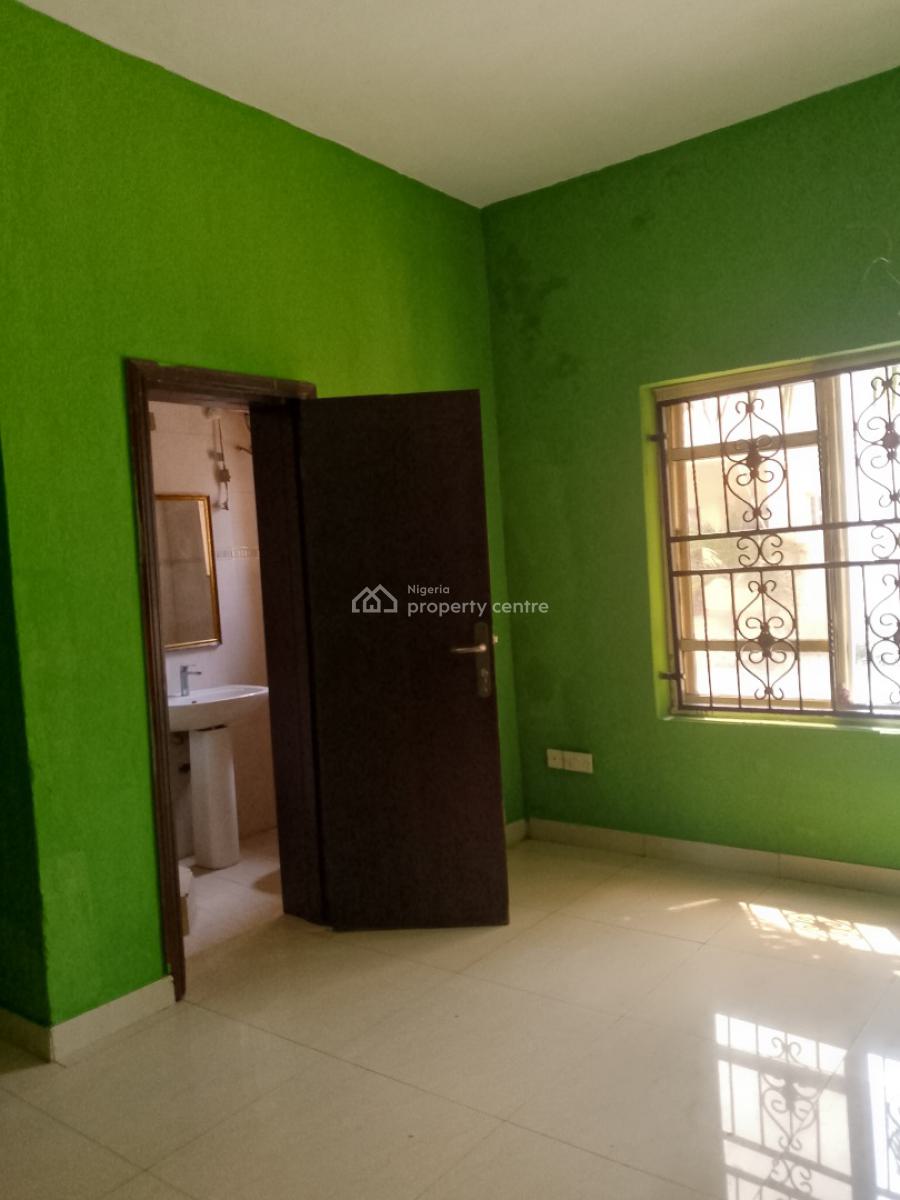 Very Spacious and Newly Beautiful 3bedroom Flat Apartment, Ilaje Mobile Road, Ajah, Lagos, Flat / Apartment for Rent
