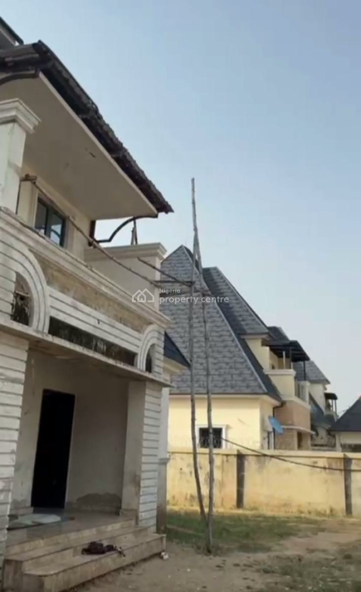 Standard Spacious 5 Bedroom Fully Detached Duplex, Lugbe District, Abuja, Detached Duplex for Sale