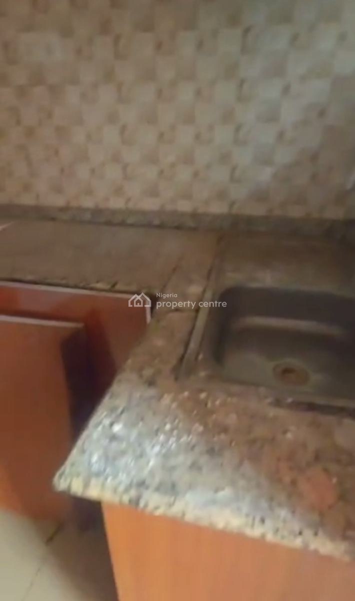 Spacious Standard Decent Two Bedroom Apartment, Dawaki, Gwarinpa, Abuja, Flat / Apartment for Rent